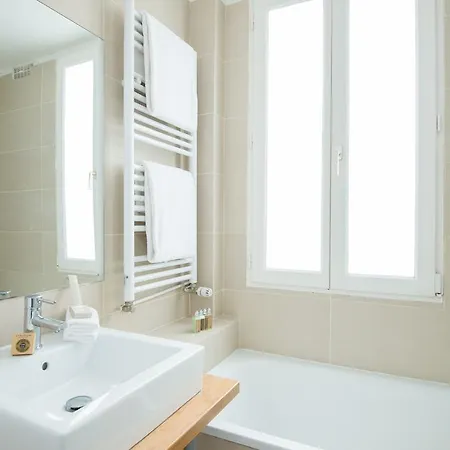 Onefinestay - Vaugirard Private Homes דירה פריז