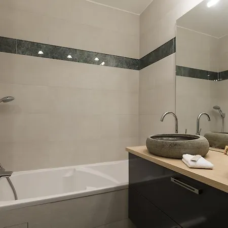 Onefinestay - Vaugirard Private Homes דירה *